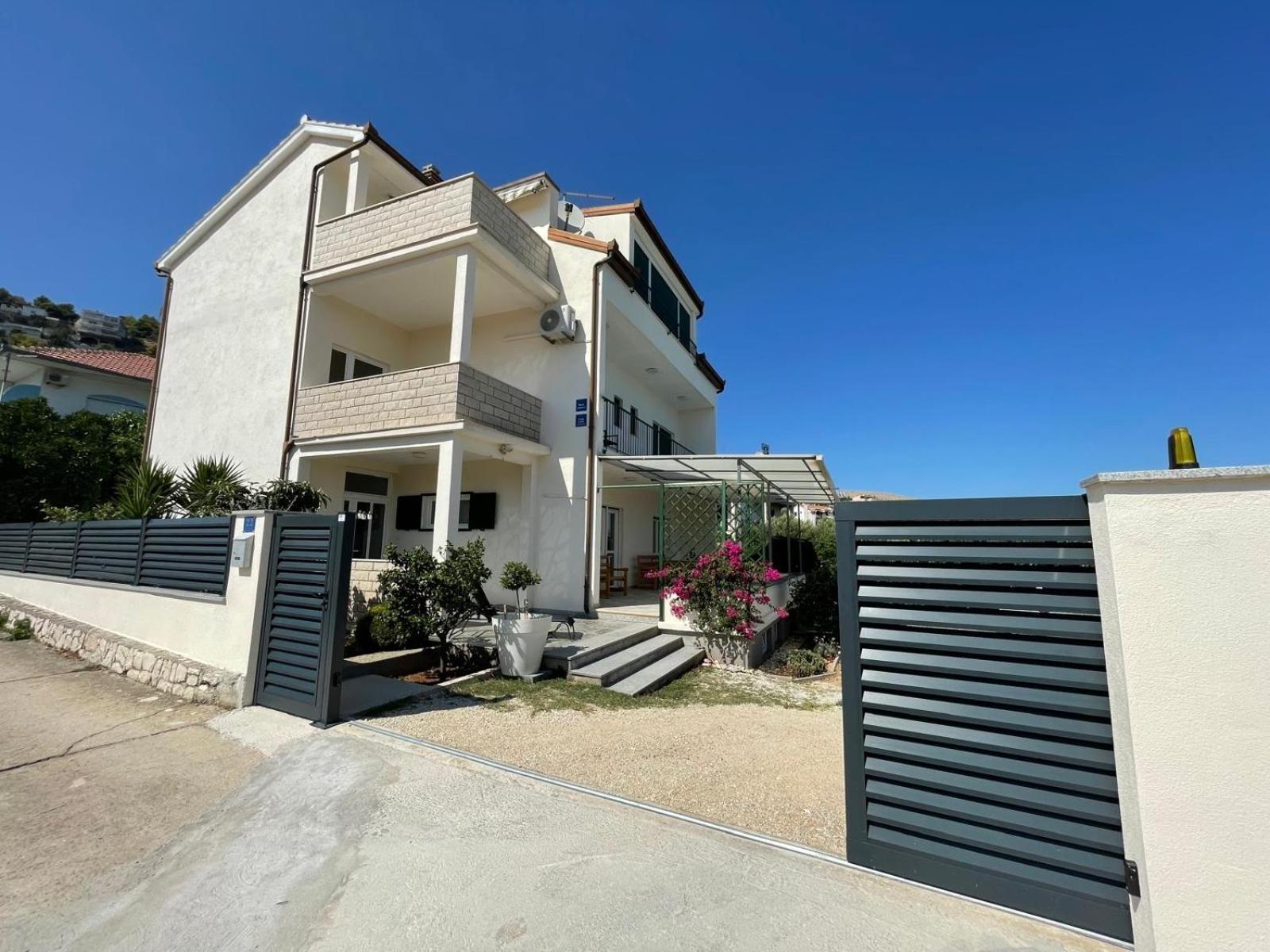Holiday Home Sisko Trogir Exterior foto